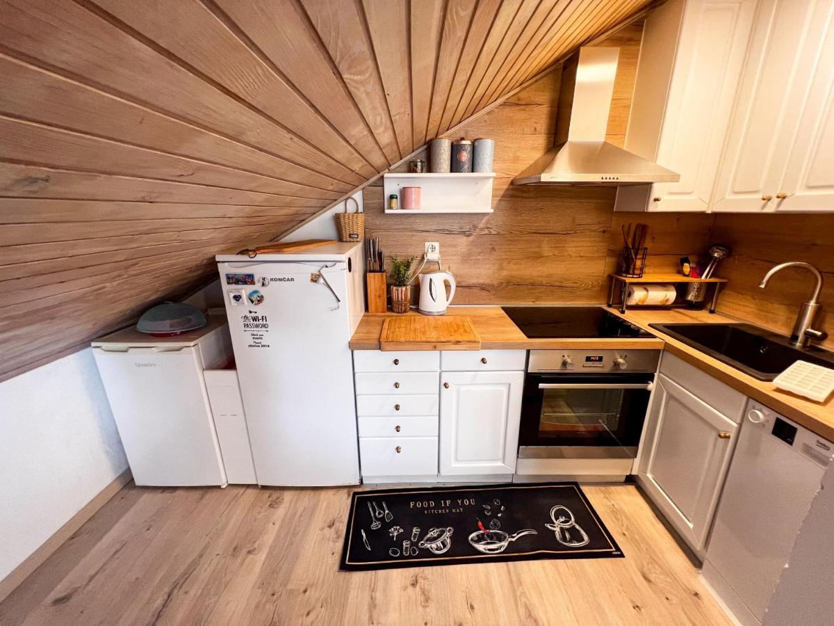 Apartment Cesare 3 Zastrazisce Экстерьер фото