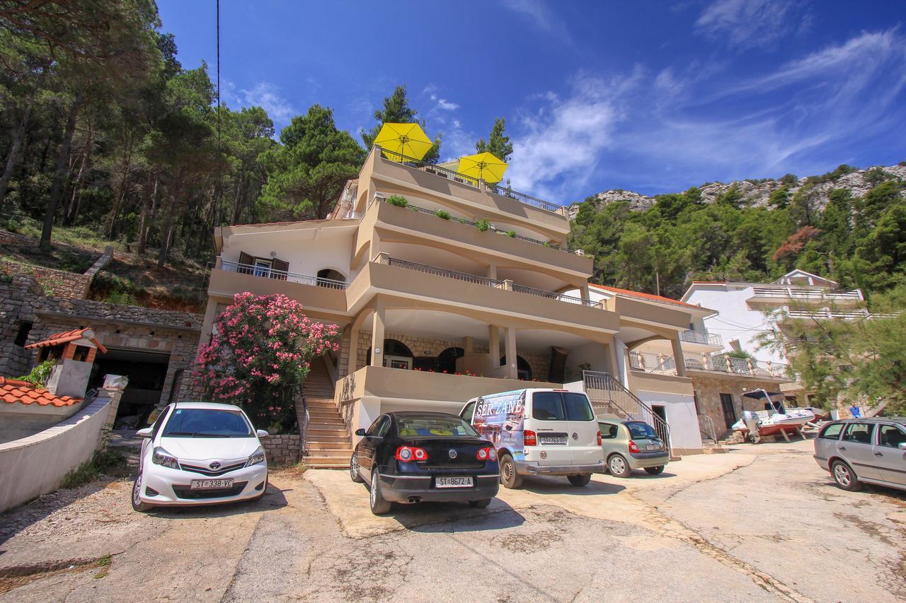 Apartment Cesare 3 Zastrazisce Экстерьер фото